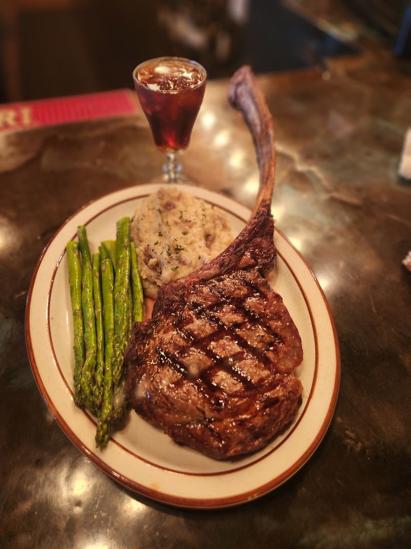 Big Cuts Of Beef That Fill The Plate