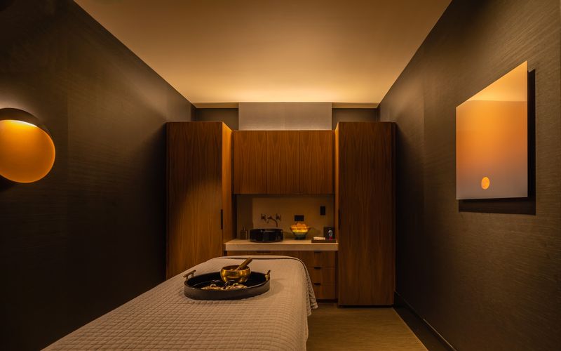 Breve Spa At Omni Boston Hotel At The Seaport