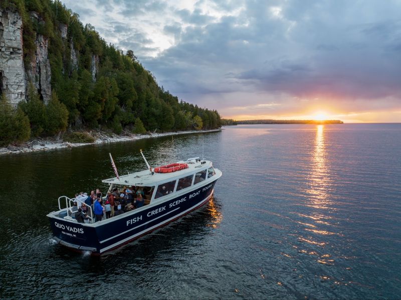 Sunset Cruises With Music On The Water