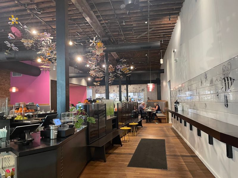 Sleepy Bee Cafe - Downtown