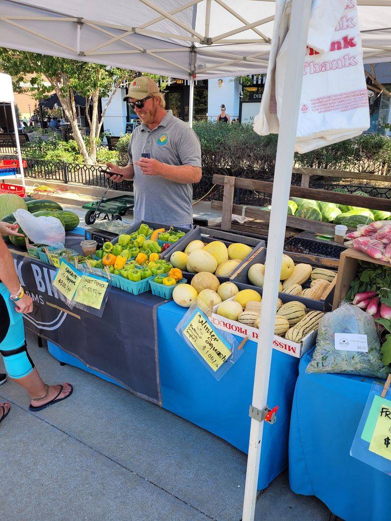 Das Märit Farmers And Artists Market