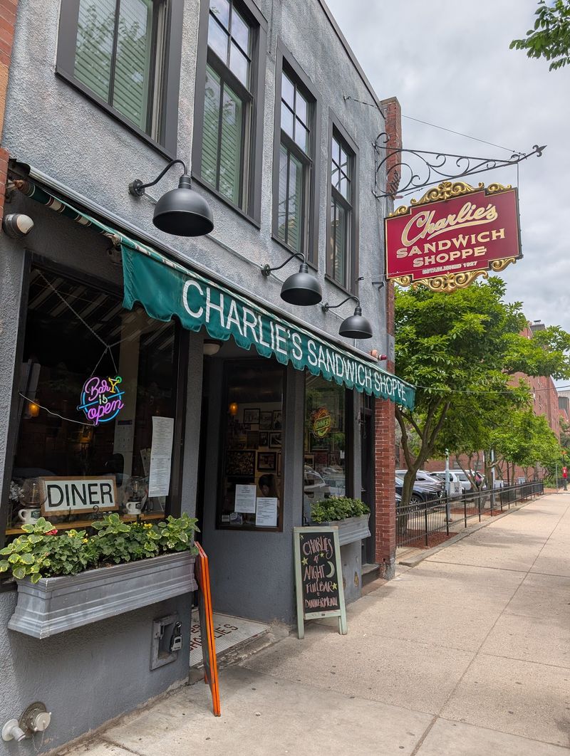 Charlie's Sandwich Shoppe