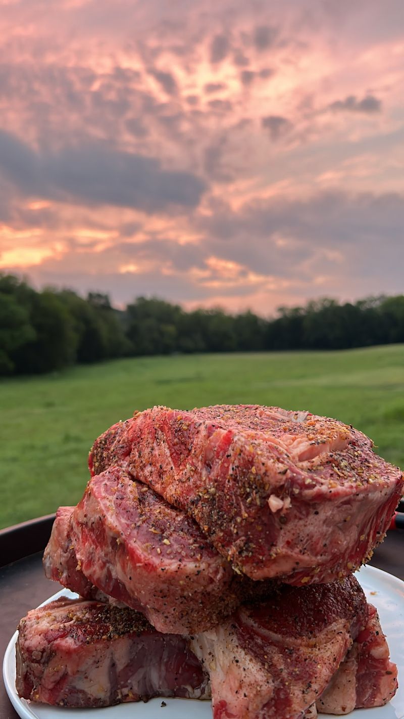 Steaks That Make Backyard Cooks Look Talented
