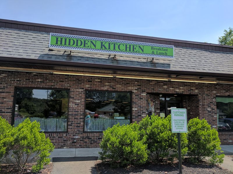 Hidden Kitchen Route 80