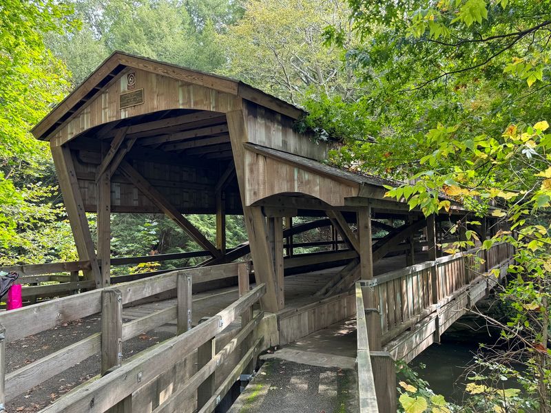 Gorge Trails, Boardwalks And Sandstone Walls