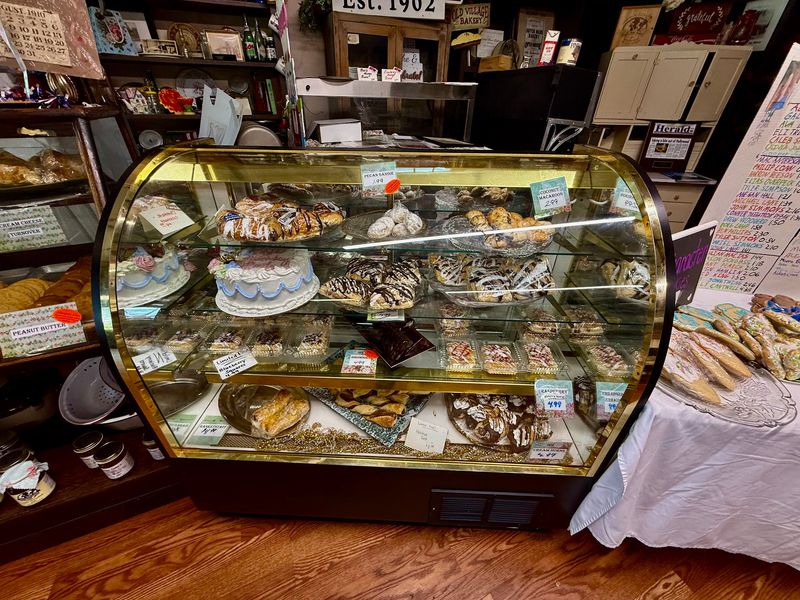 Cinnamon Rolls, Moonshine Cakes And The Pastry Case
