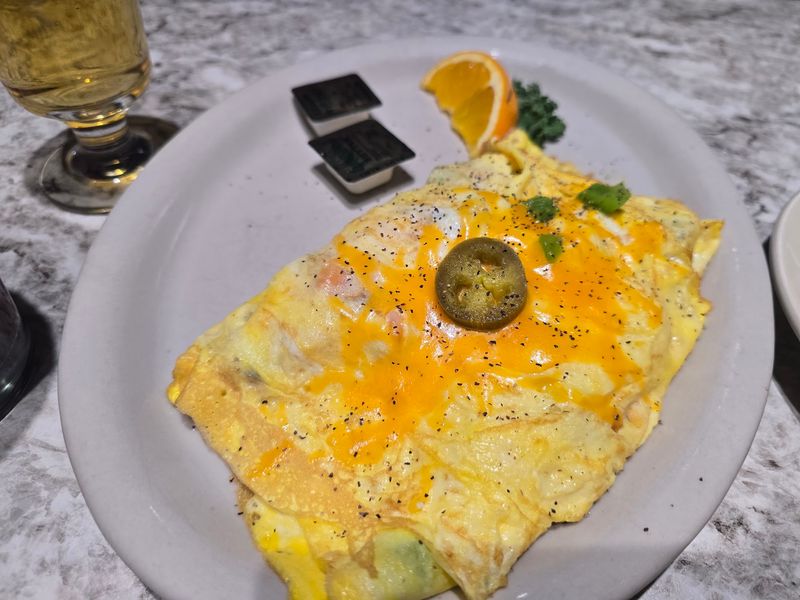 Breakfast Plates That Actually Fill You
