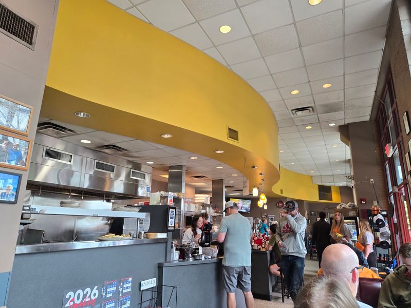Pete's Restaurant & Coffee Shop