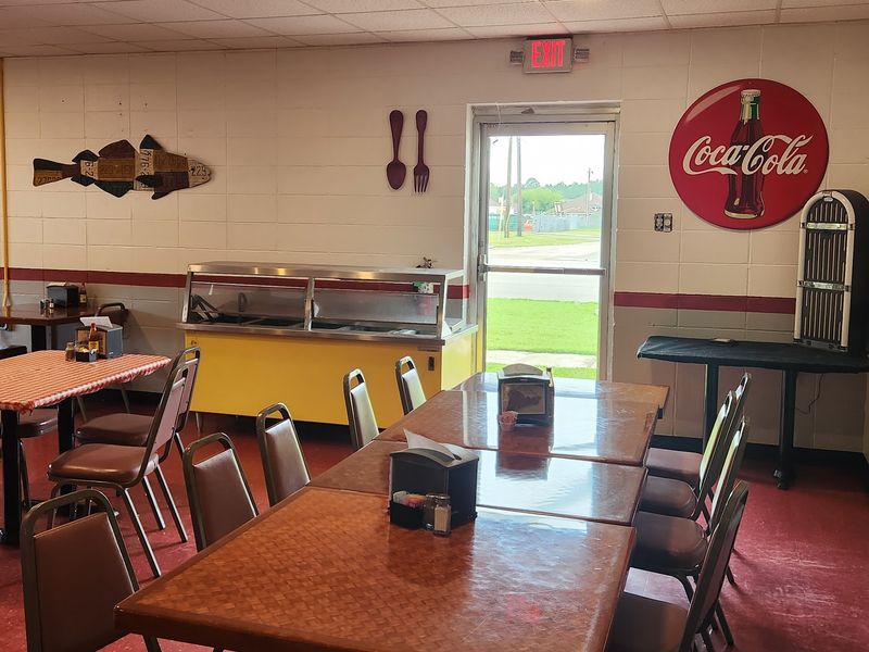 Biloxi Country Café
