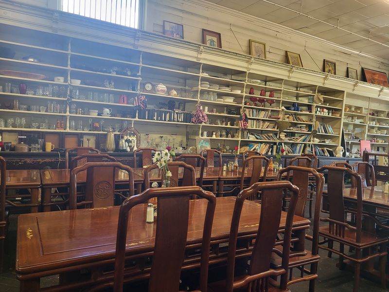 The Old Country Store - Lorman