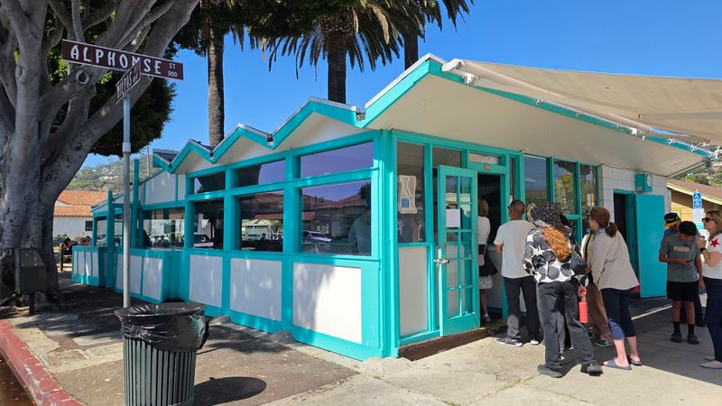 A Turquoise Taco Stand With Serious Staying Power