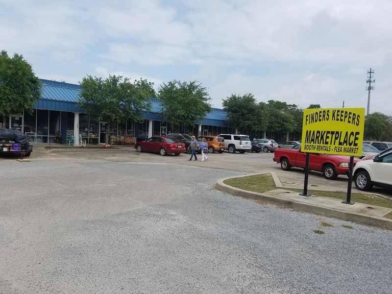 Hours, Parking, And Planning A Full Saturday