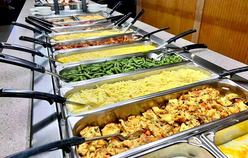 Buffet, Menu, Or Family Style: Pick Your Lane