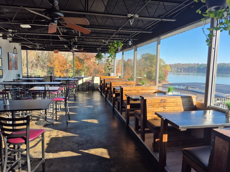 Lakeshore Grille