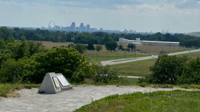 Summit Views Stretching to the Gateway Arch