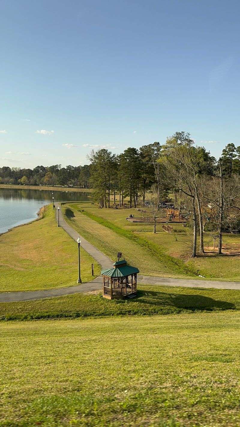 Bonita Lakes Park