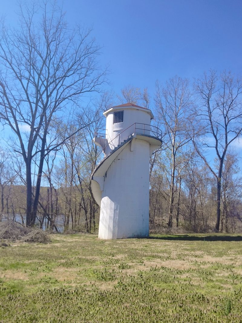 The Faux Lighthouse Label And Why It Fits