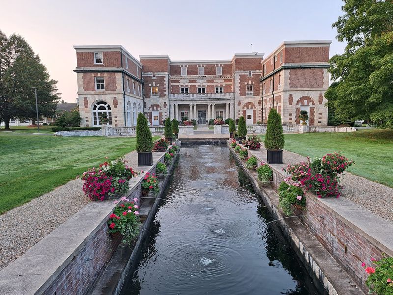 A Gilded Age Summer Home Inspired By Versailles