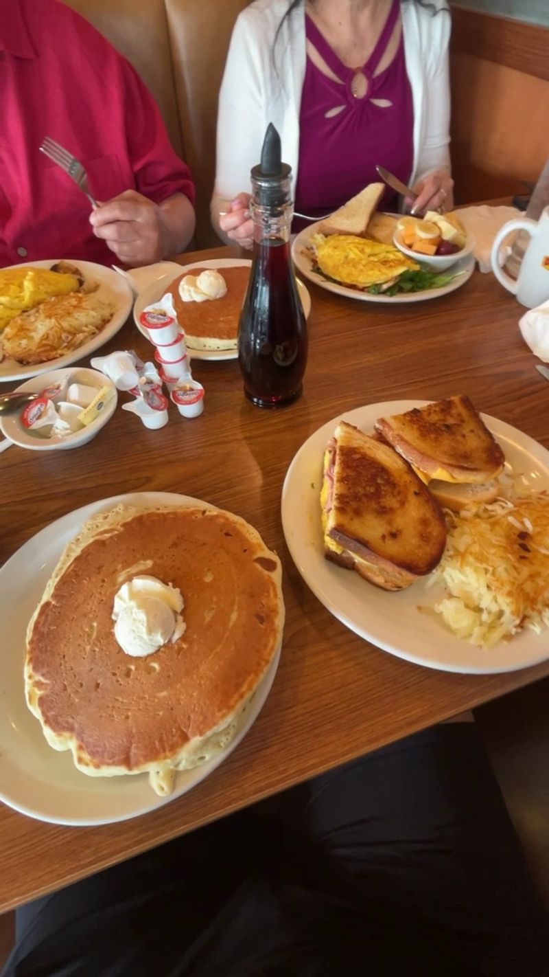 A Kids Eat Free Offer Can Make Dinner Easier