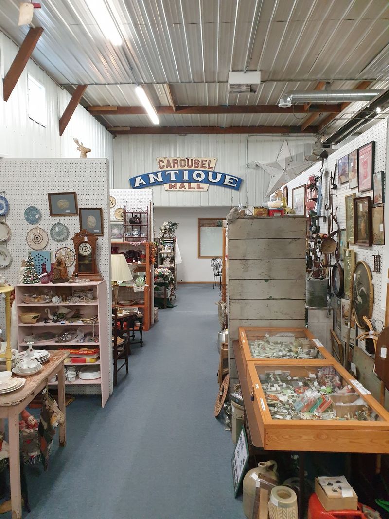 Room After Room Of Pure Browsing Fun