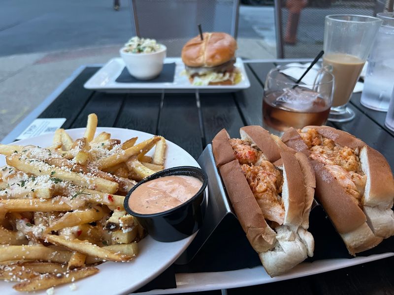 The Lobster Roll That Started The Buzz
