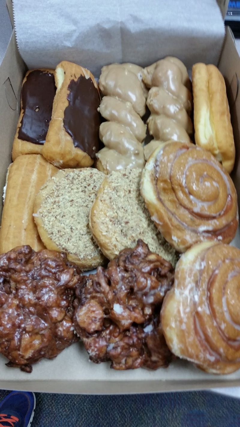 The Pecan Sticky Buns That Start The Morning Rush
