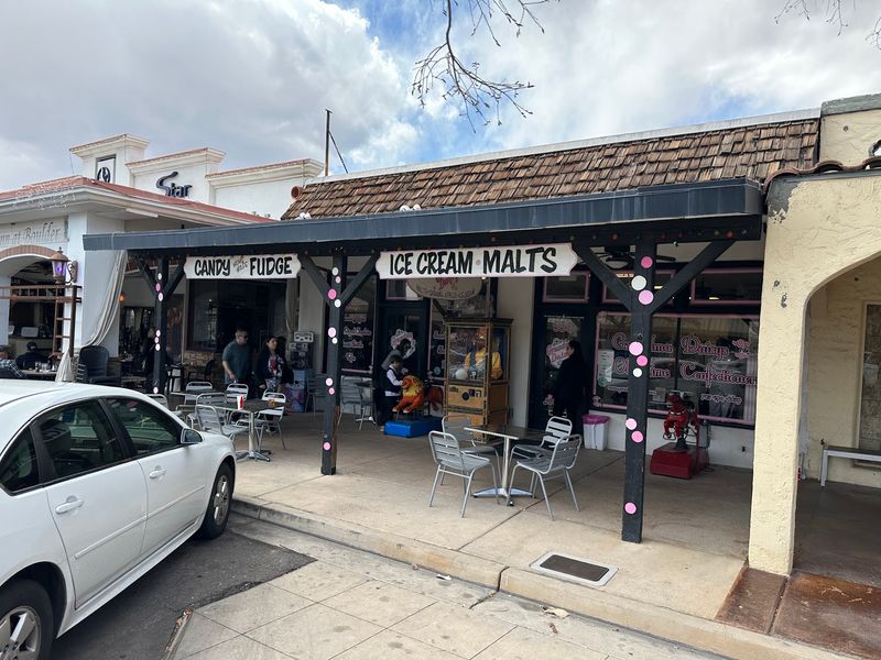 A Sweet Stop In Boulder City That Feels Frozen In Time