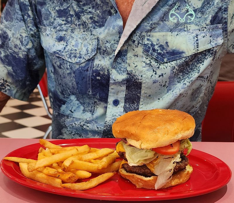 A Diner That Wears Its Decade Proudly