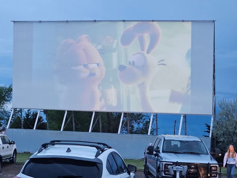 Where The Screen Meets River