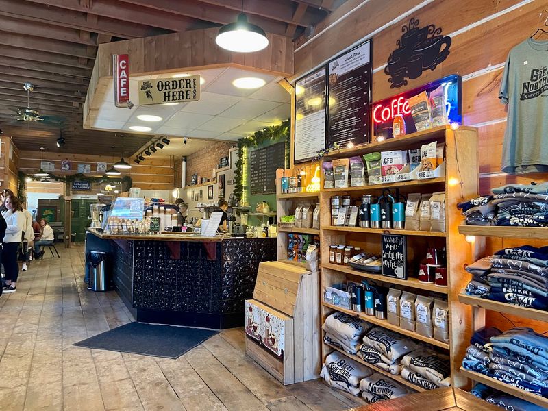 A Northwoods Coffee Stop Built Around Real Accommodation