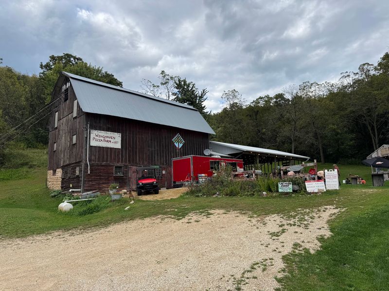 A Farm Setting That Turns Dinner Into An Outing