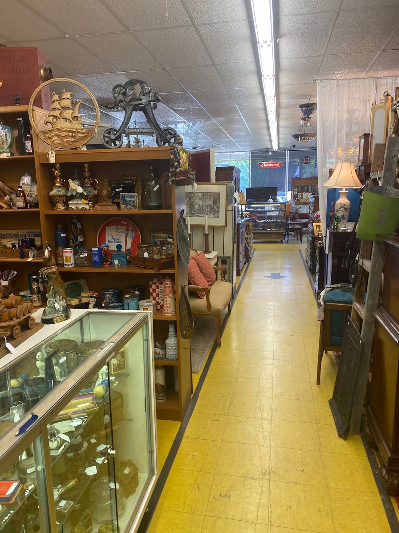 Summerville Antique Gallery