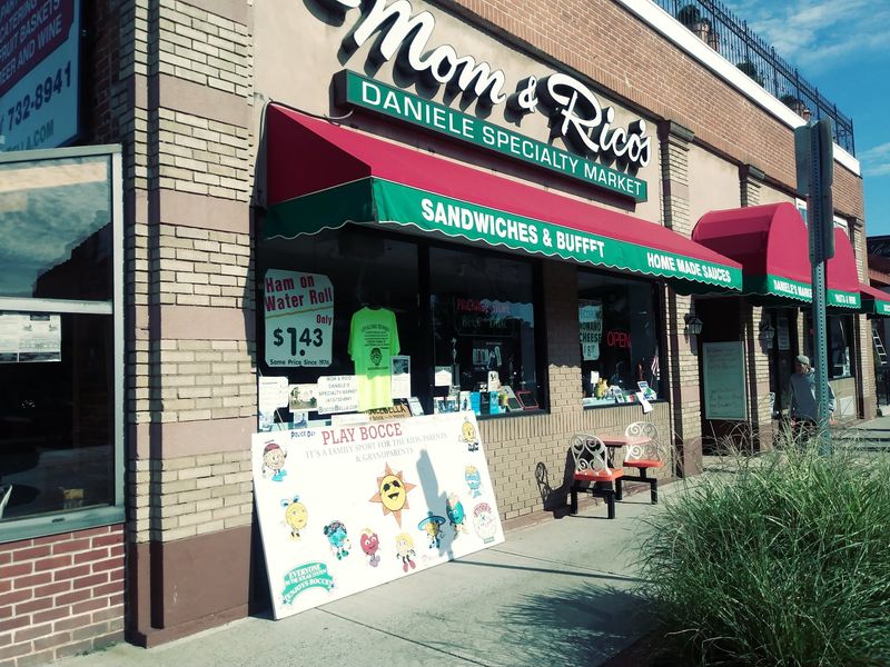 Mom & Rico's Specialty Market