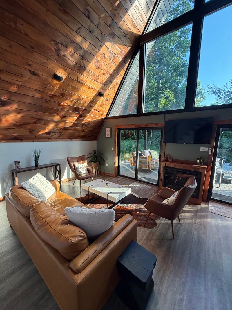Cozy Interiors With Modern Touches