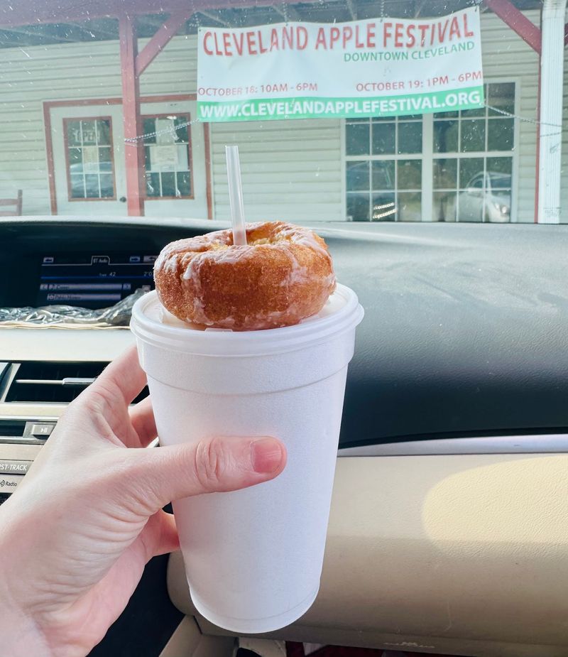 Cider, Slushies And The Donuts People Drive An Hour For