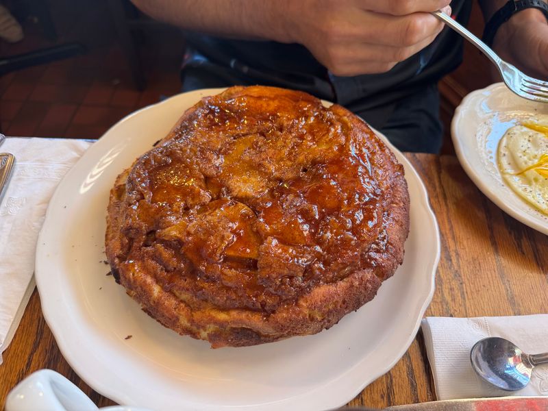 What the Apple Pancake Actually Looks Like When It Lands