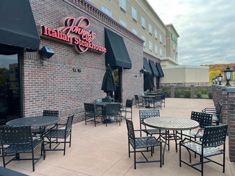 Johnny's Italian Steakhouse, Eau Claire, WI
