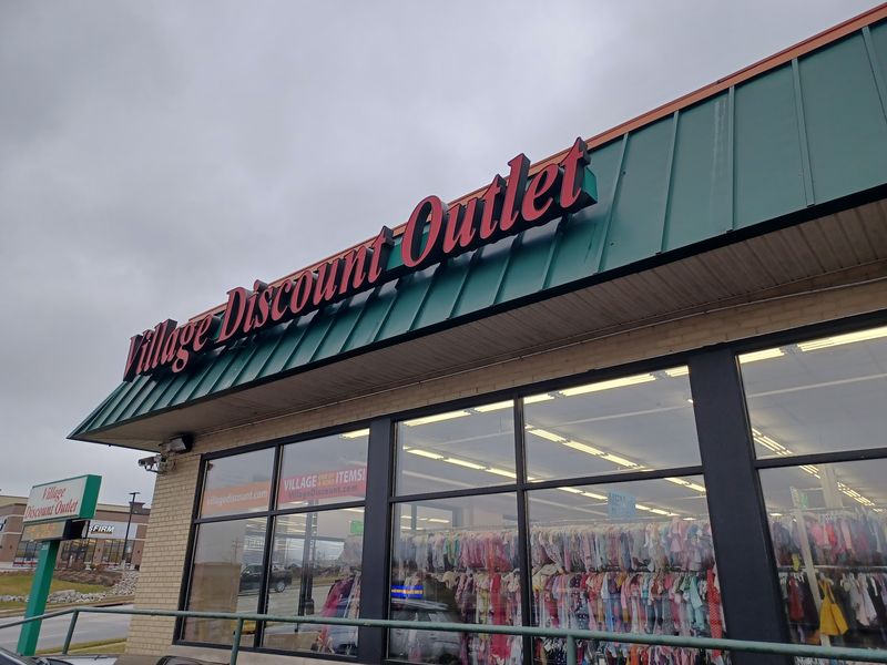 Shopping That Supports Local Causes