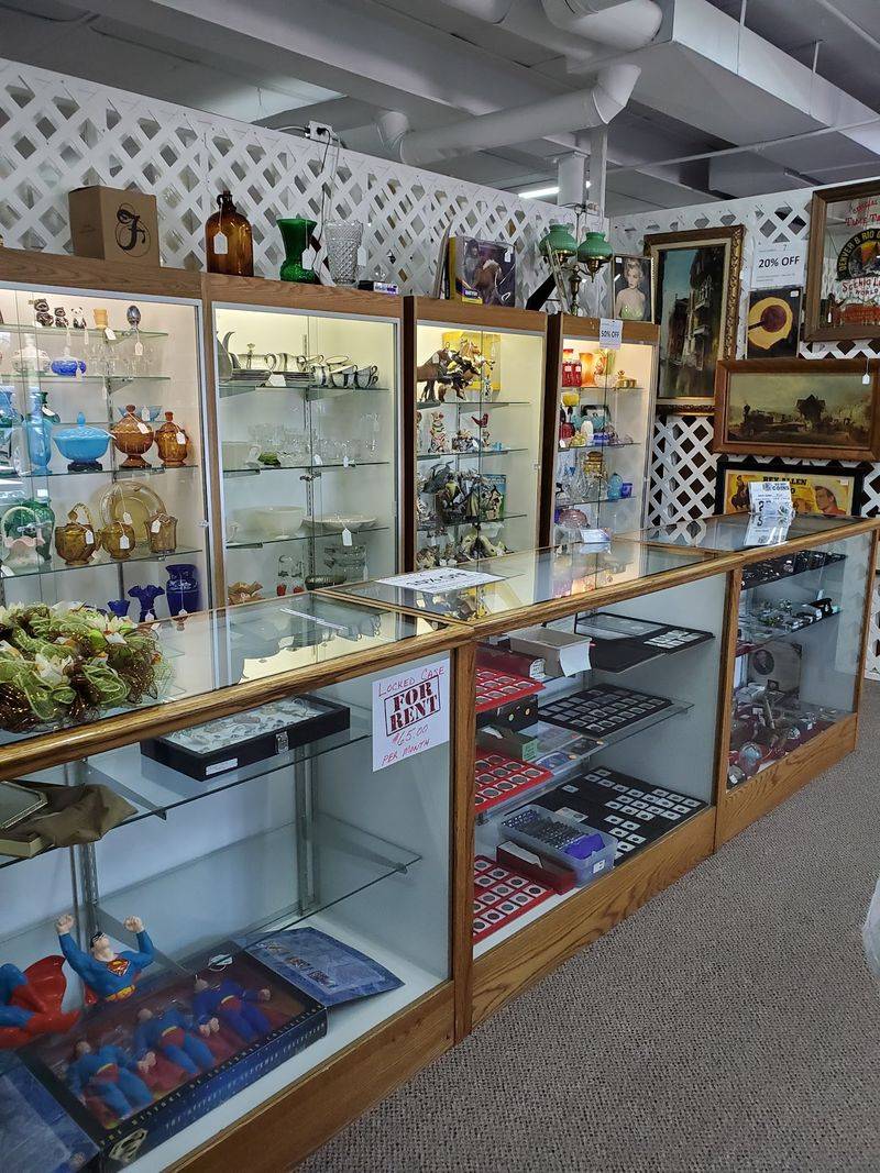 Records, Coins, And Collectibles For Serious Hunters