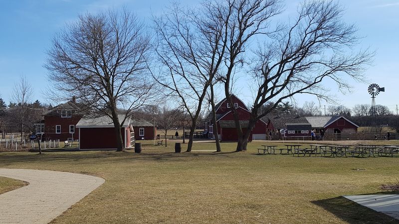 Hours, Free Admission, And Where To Leave The Car