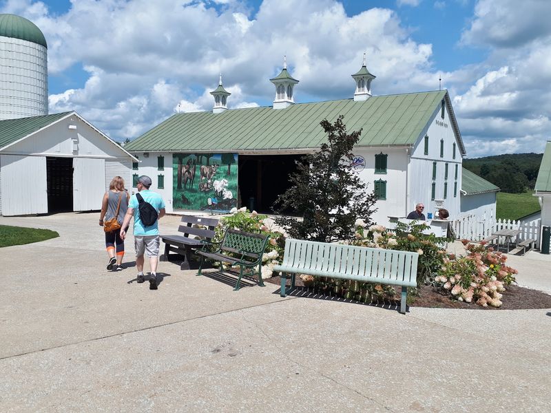 Pancho the Parrot and the Visitor Education Center