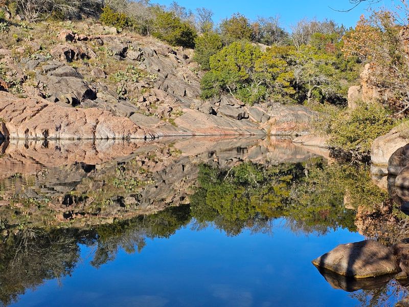 The Iconic Devil's Waterhole