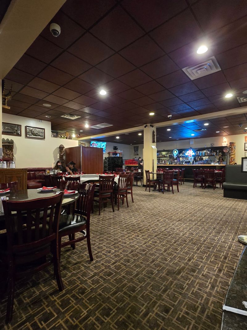 Kung Fu Thai & Chinese Restaurant