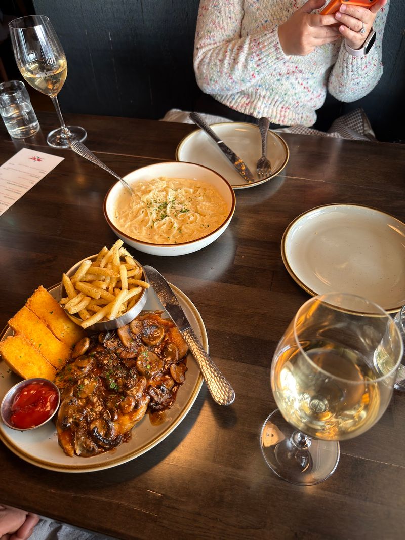 Cucina Lupo, Carson City