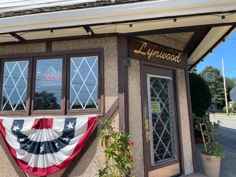 Lynwood Cafe