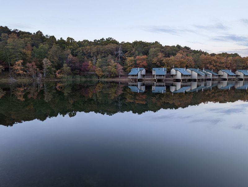 Cabins On The Lake, Campgrounds In The Trees