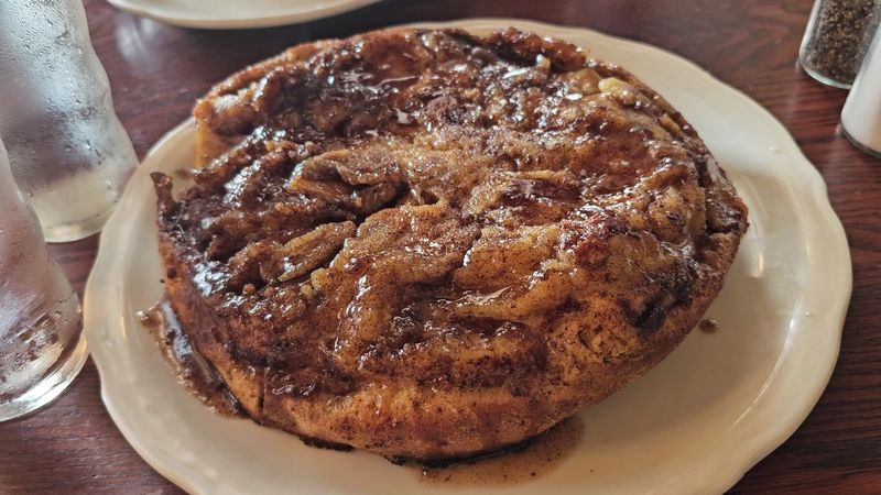 Granny Smiths, Cinnamon Sugar, and the Oven Doing the Work