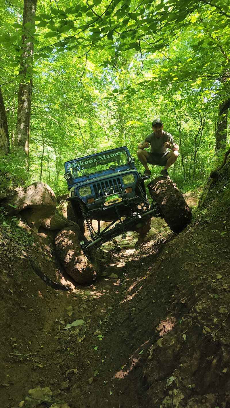Wooly's Off Road, Lynnville