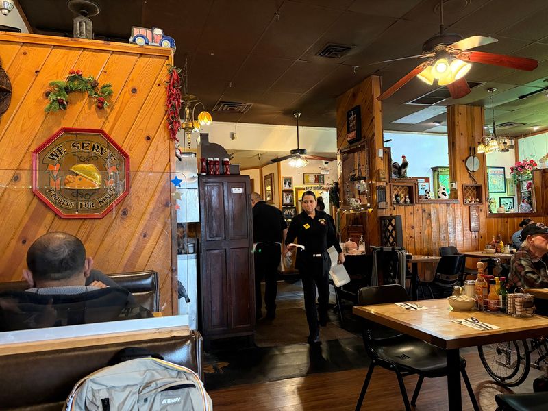 Service That Feels Like A Family Kitchen