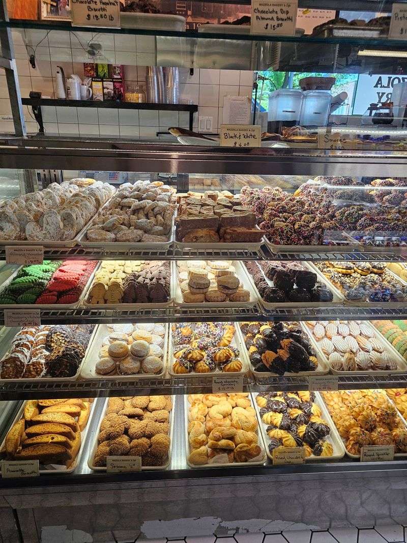 Mazzola Bakery - Carroll Gardens, Brooklyn